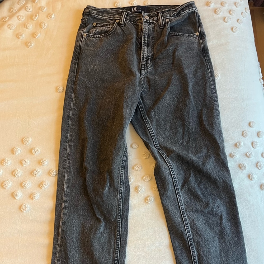 GAP women’s mom jeans